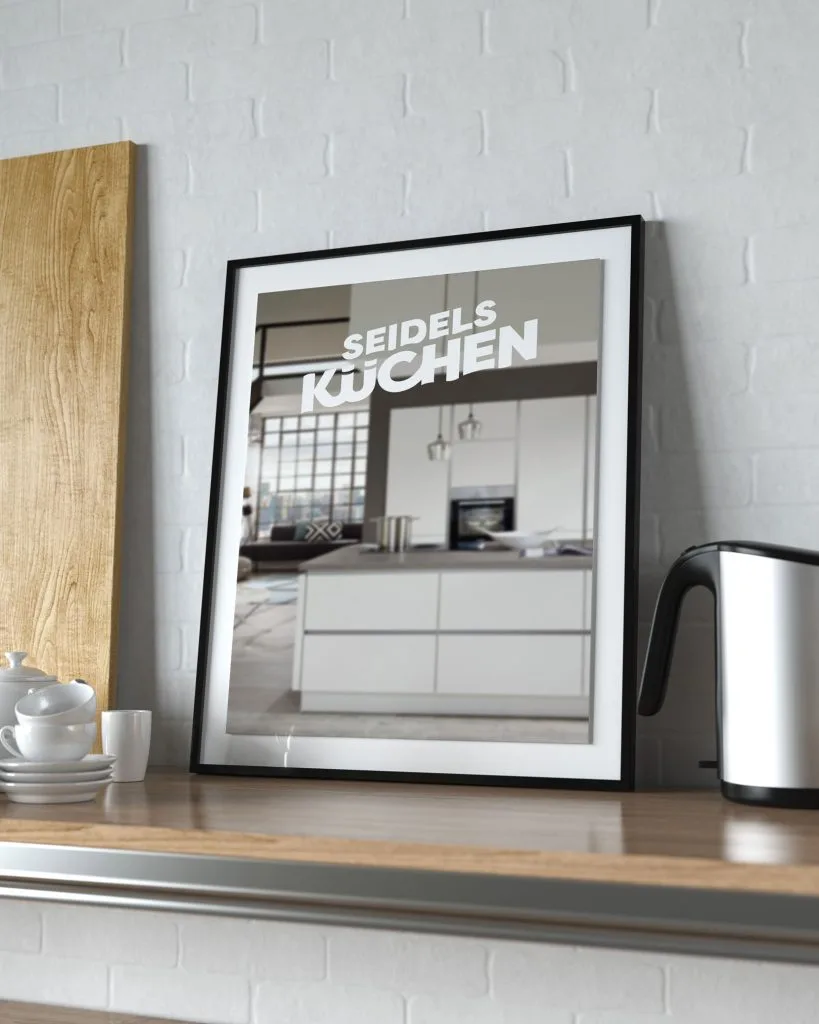 Mockups eines Bildes in einer Küche mit dem Logo von Seidels Küchen